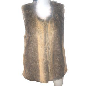 TOBI Faux Fur Vest With pockets Size S/P